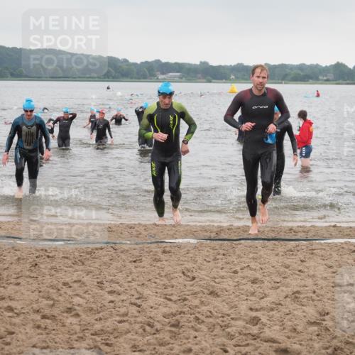 23.06.2024 - Viking Triathlon KatJ http://msf.ph/oto/6363251 23.06.2024 10:47:48 Schwimmen 19, 57, 258, 309, 357, 370, 423 meine-sportfotos.de