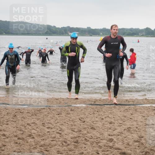 23.06.2024 - Viking Triathlon KatJ http://msf.ph/oto/6363253 23.06.2024 10:47:48 Schwimmen 19, 57, 258, 309, 357, 370, 423 meine-sportfotos.de