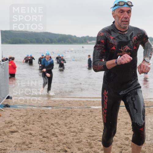 23.06.2024 - Viking Triathlon KatJ http://msf.ph/oto/6363417 23.06.2024 10:48:20 Schwimmen 147, 157 meine-sportfotos.de