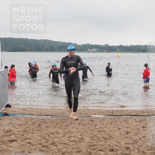 23.06.2024 - Viking Triathlon KatJ http://msf.ph/oto/6363448 23.06.2024 10:48:31 Schwimmen 21, 70, 79, 422 meine-sportfotos.de