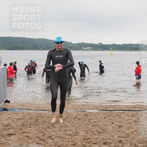 23.06.2024 - Viking Triathlon KatJ http://msf.ph/oto/6363454 23.06.2024 10:48:32 Schwimmen 21, 70, 79, 422, 441 meine-sportfotos.de