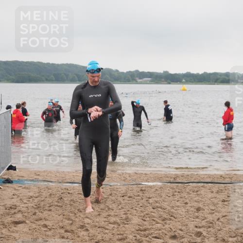 23.06.2024 - Viking Triathlon KatJ http://msf.ph/oto/6363458 23.06.2024 10:48:33 Schwimmen 21, 70, 79, 422, 441 meine-sportfotos.de