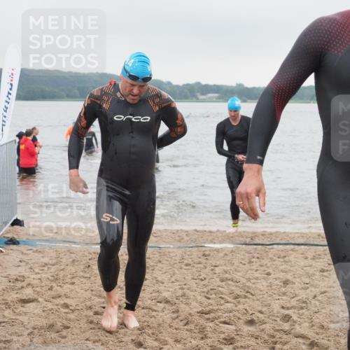 23.06.2024 - Viking Triathlon KatJ http://msf.ph/oto/6363507 23.06.2024 10:48:42 Schwimmen 21, 59, 70, 155, 248, 441 meine-sportfotos.de
