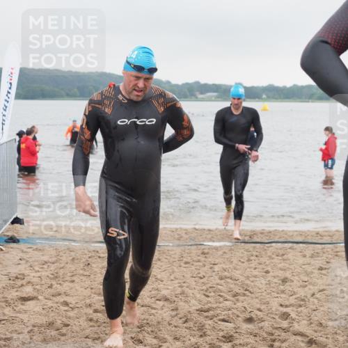 23.06.2024 - Viking Triathlon KatJ http://msf.ph/oto/6363511 23.06.2024 10:48:42 Schwimmen 21, 59, 70, 155, 248, 441 meine-sportfotos.de