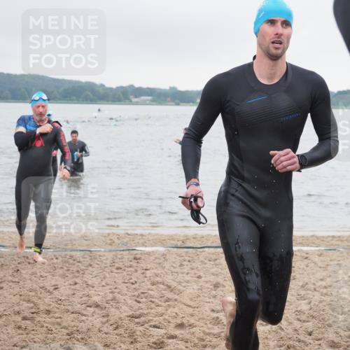 23.06.2024 - Viking Triathlon KatJ http://msf.ph/oto/6363524 23.06.2024 10:48:45 Schwimmen 59, 139, 155, 248, 441 meine-sportfotos.de