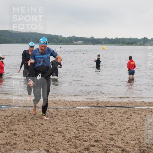 23.06.2024 - Viking Triathlon KatJ http://msf.ph/oto/6363528 23.06.2024 10:48:46 Schwimmen 59, 139, 155, 248, 441 meine-sportfotos.de