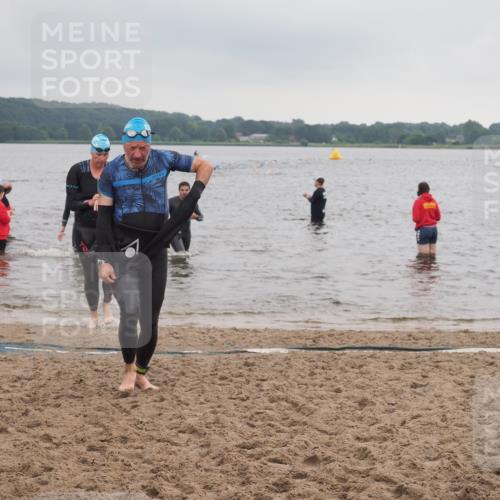23.06.2024 - Viking Triathlon KatJ http://msf.ph/oto/6363529 23.06.2024 10:48:46 Schwimmen 59, 139, 155, 248, 441 meine-sportfotos.de