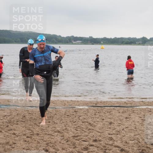 23.06.2024 - Viking Triathlon KatJ http://msf.ph/oto/6363531 23.06.2024 10:48:46 Schwimmen 59, 139, 155, 248, 441 meine-sportfotos.de