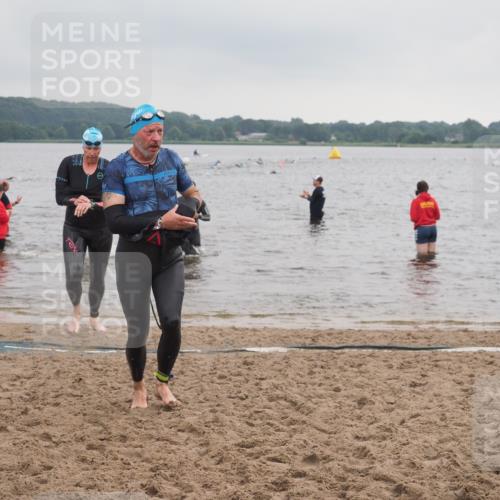 23.06.2024 - Viking Triathlon KatJ http://msf.ph/oto/6363535 23.06.2024 10:48:46 Schwimmen 59, 139, 155, 248, 441 meine-sportfotos.de