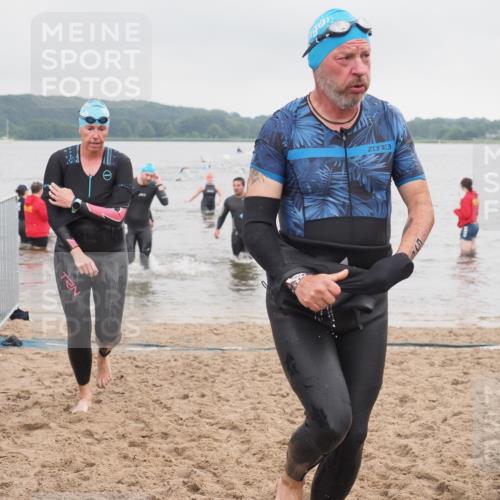 23.06.2024 - Viking Triathlon KatJ http://msf.ph/oto/6363545 23.06.2024 10:48:48 Schwimmen 59, 139, 155, 248 meine-sportfotos.de