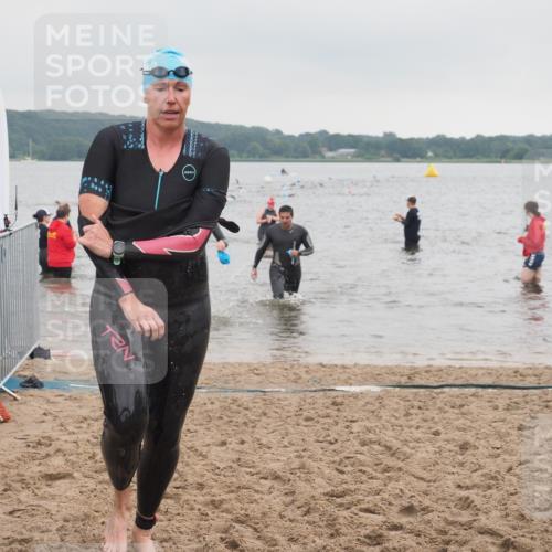 23.06.2024 - Viking Triathlon KatJ http://msf.ph/oto/6363556 23.06.2024 10:48:49 Schwimmen 59, 139, 155, 248 meine-sportfotos.de