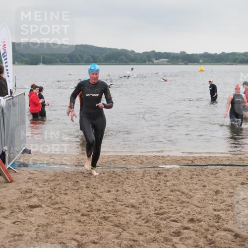 23.06.2024 - Viking Triathlon KatJ http://msf.ph/oto/6363597 23.06.2024 10:49:01 Schwimmen 373, 447, 637 meine-sportfotos.de
