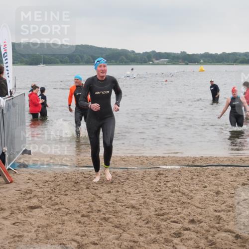 23.06.2024 - Viking Triathlon KatJ http://msf.ph/oto/6363604 23.06.2024 10:49:01 Schwimmen 373, 447, 637 meine-sportfotos.de
