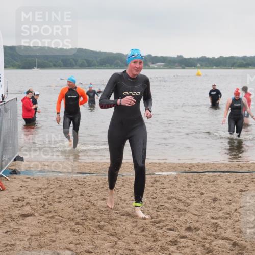23.06.2024 - Viking Triathlon KatJ http://msf.ph/oto/6363609 23.06.2024 10:49:02 Schwimmen 373, 447, 637 meine-sportfotos.de
