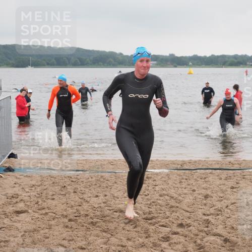 23.06.2024 - Viking Triathlon KatJ http://msf.ph/oto/6363614 23.06.2024 10:49:02 Schwimmen 373, 447, 637 meine-sportfotos.de