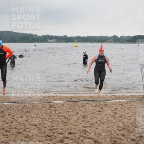 23.06.2024 - Viking Triathlon KatJ http://msf.ph/oto/6363617 23.06.2024 10:49:04 Schwimmen 373, 447, 637 meine-sportfotos.de