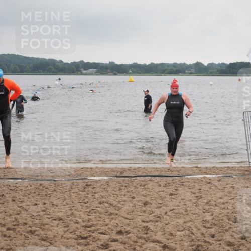 23.06.2024 - Viking Triathlon KatJ http://msf.ph/oto/6363619 23.06.2024 10:49:04 Schwimmen 373, 447, 637 meine-sportfotos.de