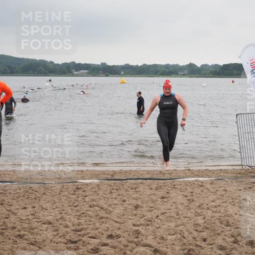 23.06.2024 - Viking Triathlon KatJ http://msf.ph/oto/6363621 23.06.2024 10:49:05 Schwimmen 373, 447, 637 meine-sportfotos.de