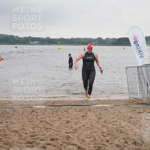 23.06.2024 - Viking Triathlon KatJ http://msf.ph/oto/6363626 23.06.2024 10:49:05 Schwimmen 373, 447, 637 meine-sportfotos.de