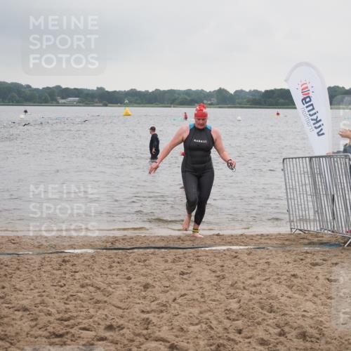 23.06.2024 - Viking Triathlon KatJ http://msf.ph/oto/6363628 23.06.2024 10:49:05 Schwimmen 373, 447, 637 meine-sportfotos.de