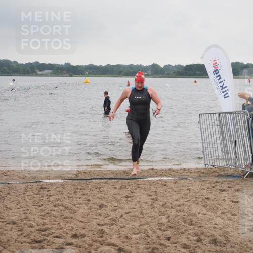 23.06.2024 - Viking Triathlon KatJ http://msf.ph/oto/6363630 23.06.2024 10:49:05 Schwimmen 373, 447, 637 meine-sportfotos.de