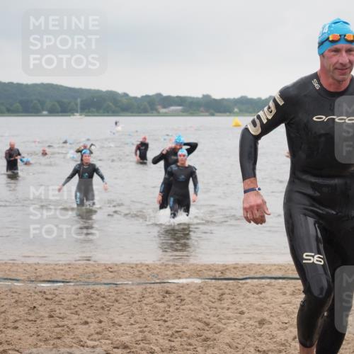 23.06.2024 - Viking Triathlon KatJ http://msf.ph/oto/6363682 23.06.2024 10:49:36 Schwimmen 64, 112, 236, 388 meine-sportfotos.de