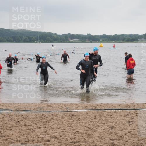 23.06.2024 - Viking Triathlon KatJ http://msf.ph/oto/6363690 23.06.2024 10:49:38 Schwimmen 64, 112, 236, 388 meine-sportfotos.de