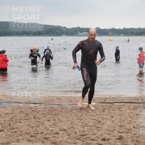 23.06.2024 - Viking Triathlon KatJ http://msf.ph/oto/6363755 23.06.2024 10:49:50 Schwimmen 81, 176, 622 meine-sportfotos.de