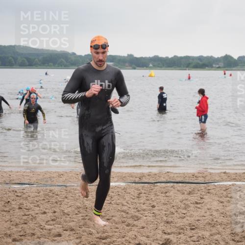 23.06.2024 - Viking Triathlon KatJ http://msf.ph/oto/6363776 23.06.2024 10:49:59 Schwimmen 81, 119, 366, 622 meine-sportfotos.de