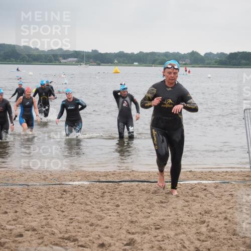 23.06.2024 - Viking Triathlon KatJ http://msf.ph/oto/6363818 23.06.2024 10:50:09 Schwimmen 213, 228, 252, 366, 379, 476, 617 meine-sportfotos.de