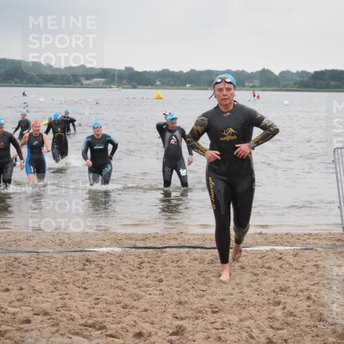 23.06.2024 - Viking Triathlon KatJ http://msf.ph/oto/6363821 23.06.2024 10:50:09 Schwimmen 213, 228, 252, 366, 379, 476, 617 meine-sportfotos.de