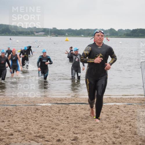 23.06.2024 - Viking Triathlon KatJ http://msf.ph/oto/6363827 23.06.2024 10:50:10 Schwimmen 213, 228, 252, 366, 379, 476, 617 meine-sportfotos.de