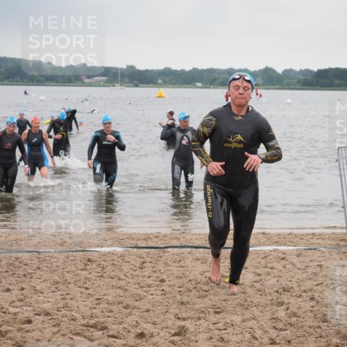 23.06.2024 - Viking Triathlon KatJ http://msf.ph/oto/6363829 23.06.2024 10:50:10 Schwimmen 213, 228, 252, 366, 379, 476, 617 meine-sportfotos.de