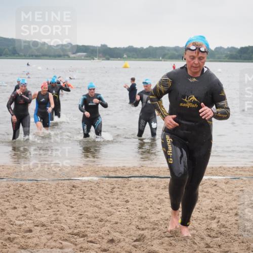 23.06.2024 - Viking Triathlon KatJ http://msf.ph/oto/6363833 23.06.2024 10:50:11 Schwimmen 213, 228, 252, 366, 379, 476, 617 meine-sportfotos.de