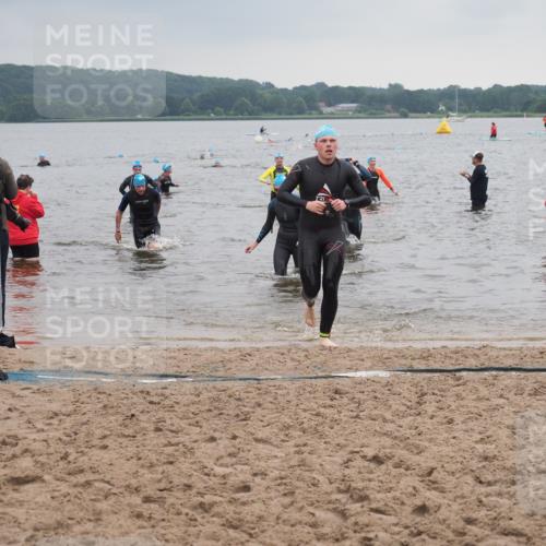 23.06.2024 - Viking Triathlon KatJ http://msf.ph/oto/6363896 23.06.2024 10:50:24 Schwimmen 170, 213, 272, 452, 538 meine-sportfotos.de