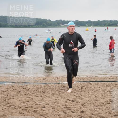 23.06.2024 - Viking Triathlon KatJ http://msf.ph/oto/6363906 23.06.2024 10:50:26 Schwimmen 170, 272, 452, 538 meine-sportfotos.de