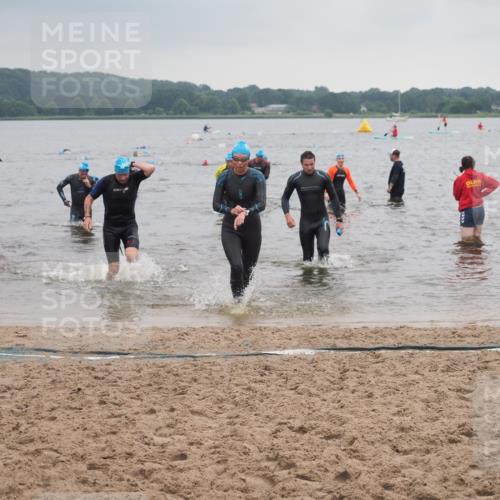 23.06.2024 - Viking Triathlon KatJ http://msf.ph/oto/6363914 23.06.2024 10:50:28 Schwimmen 170, 272, 452, 538 meine-sportfotos.de