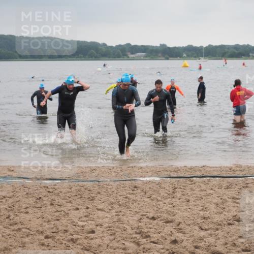 23.06.2024 - Viking Triathlon KatJ http://msf.ph/oto/6363918 23.06.2024 10:50:29 Schwimmen 170, 272, 452, 538 meine-sportfotos.de
