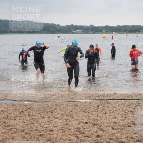 23.06.2024 - Viking Triathlon KatJ http://msf.ph/oto/6363922 23.06.2024 10:50:29 Schwimmen 170, 272, 452, 538 meine-sportfotos.de