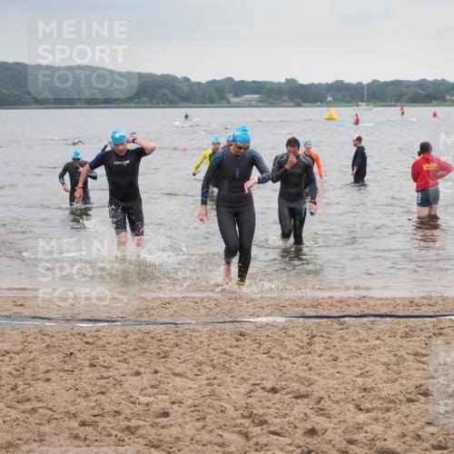 23.06.2024 - Viking Triathlon KatJ http://msf.ph/oto/6363924 23.06.2024 10:50:29 Schwimmen 170, 272, 452, 538 meine-sportfotos.de