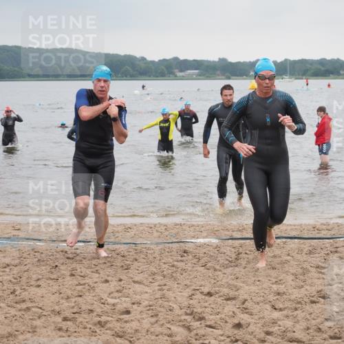 23.06.2024 - Viking Triathlon KatJ http://msf.ph/oto/6363942 23.06.2024 10:50:31 Schwimmen 272, 452, 526, 538 meine-sportfotos.de