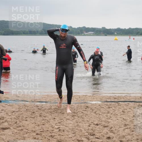 23.06.2024 - Viking Triathlon KatJ http://msf.ph/oto/6364060 23.06.2024 10:51:03 Schwimmen 45, 290, 635 meine-sportfotos.de
