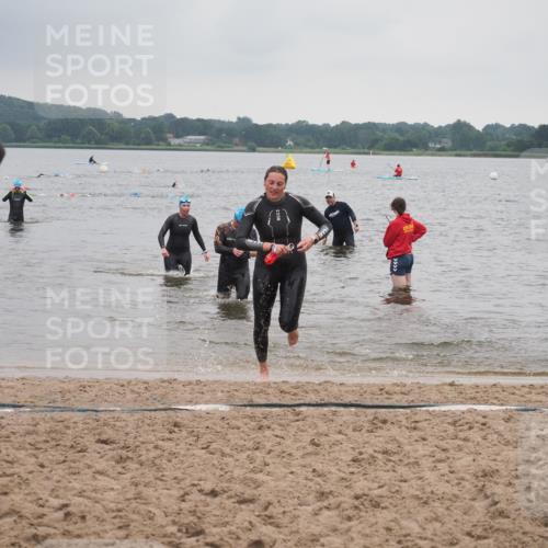 23.06.2024 - Viking Triathlon KatJ http://msf.ph/oto/6364077 23.06.2024 10:51:06 Schwimmen 45, 290, 315, 635 meine-sportfotos.de