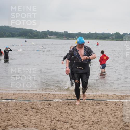 23.06.2024 - Viking Triathlon KatJ http://msf.ph/oto/6364106 23.06.2024 10:51:13 Schwimmen 290, 315 meine-sportfotos.de