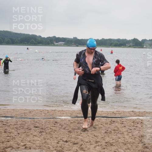 23.06.2024 - Viking Triathlon KatJ http://msf.ph/oto/6364116 23.06.2024 10:51:14 Schwimmen 290, 315 meine-sportfotos.de