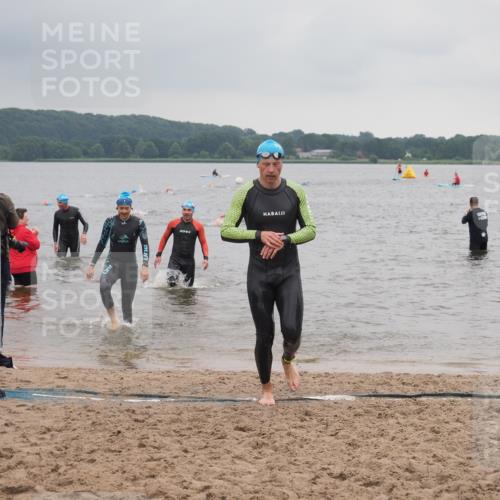23.06.2024 - Viking Triathlon KatJ http://msf.ph/oto/6364152 23.06.2024 10:51:29 Schwimmen 49, 253, 501 meine-sportfotos.de