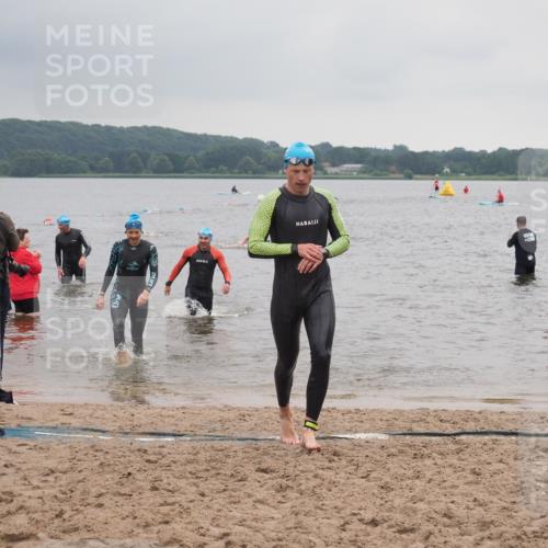 23.06.2024 - Viking Triathlon KatJ http://msf.ph/oto/6364154 23.06.2024 10:51:29 Schwimmen 49, 253, 501 meine-sportfotos.de