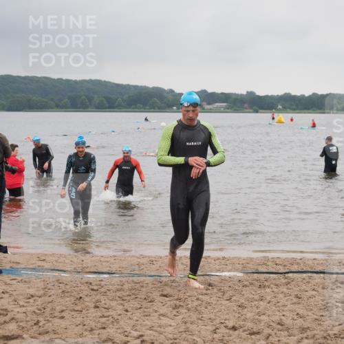 23.06.2024 - Viking Triathlon KatJ http://msf.ph/oto/6364156 23.06.2024 10:51:30 Schwimmen 49, 253, 501 meine-sportfotos.de