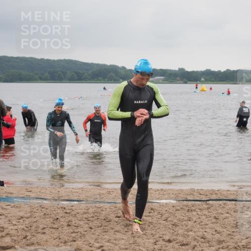 23.06.2024 - Viking Triathlon KatJ http://msf.ph/oto/6364167 23.06.2024 10:51:30 Schwimmen 49, 253, 501 meine-sportfotos.de