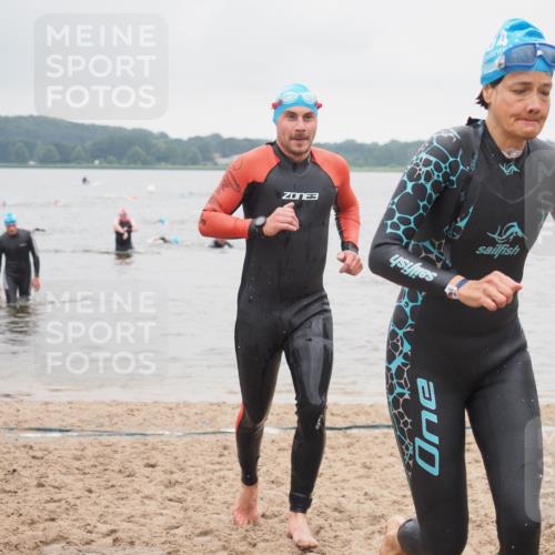 23.06.2024 - Viking Triathlon KatJ http://msf.ph/oto/6364224 23.06.2024 10:51:37 Schwimmen 49, 253, 413 meine-sportfotos.de